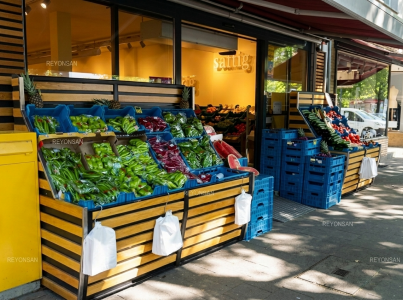 Obst- und Gemüseregale